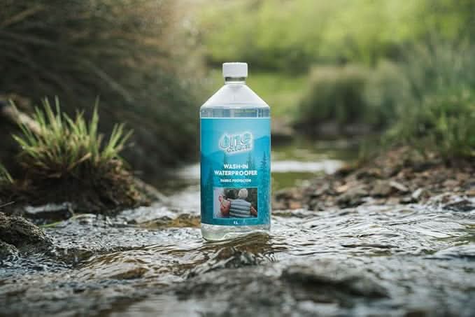 One Chem Wash-In Waterproofer 1 + 2.5 Litres, for Waterproofing Clothing, Adds and Restores Water Repellency